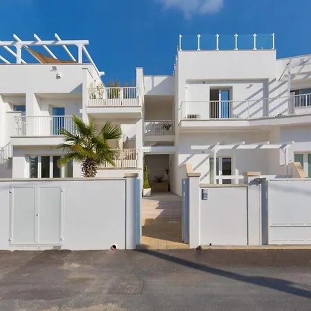 Valentina - Leonardo Int 8 Apartamento *